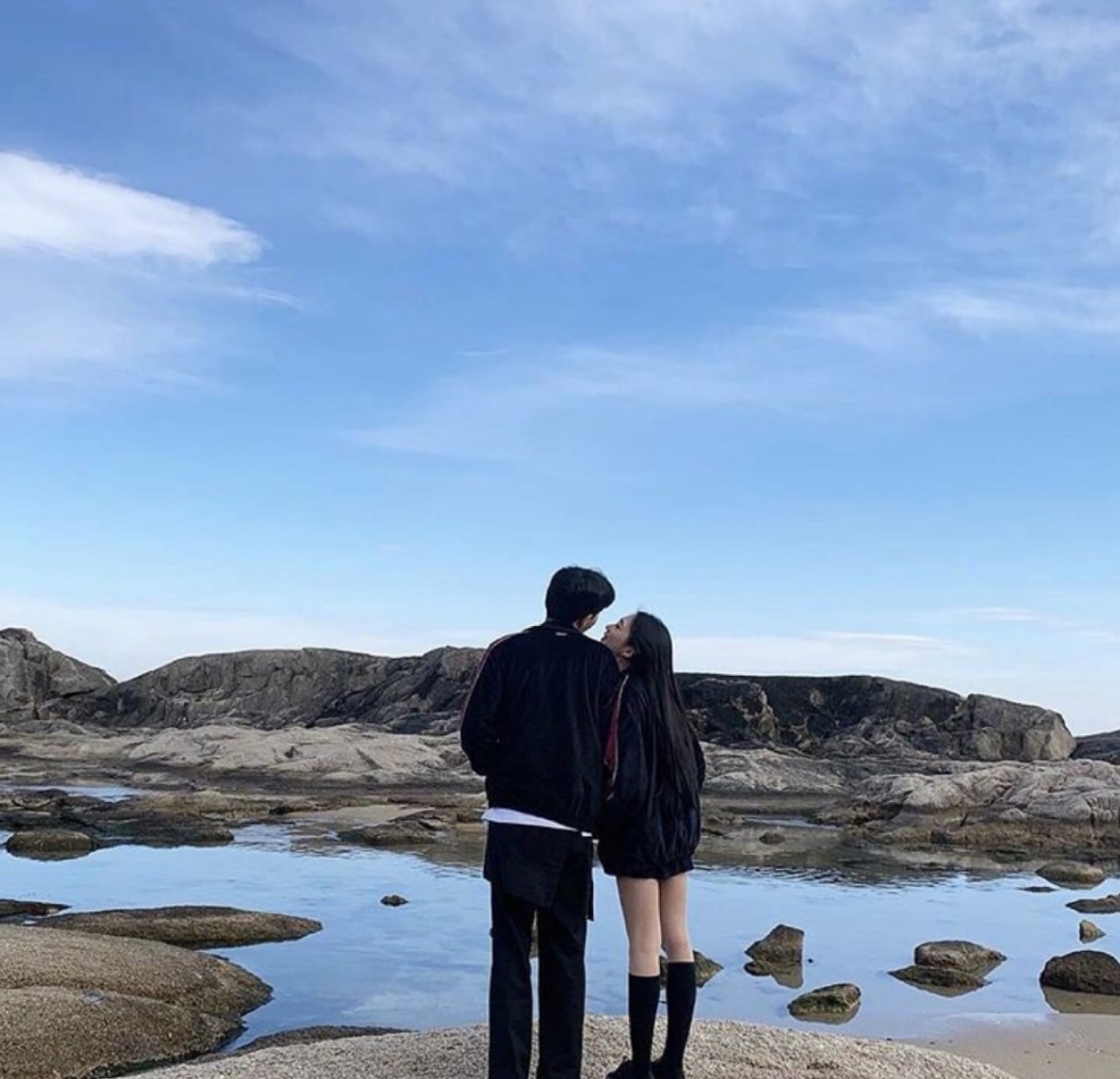 BẠN TRAI BẮT CÁ HAI TAY