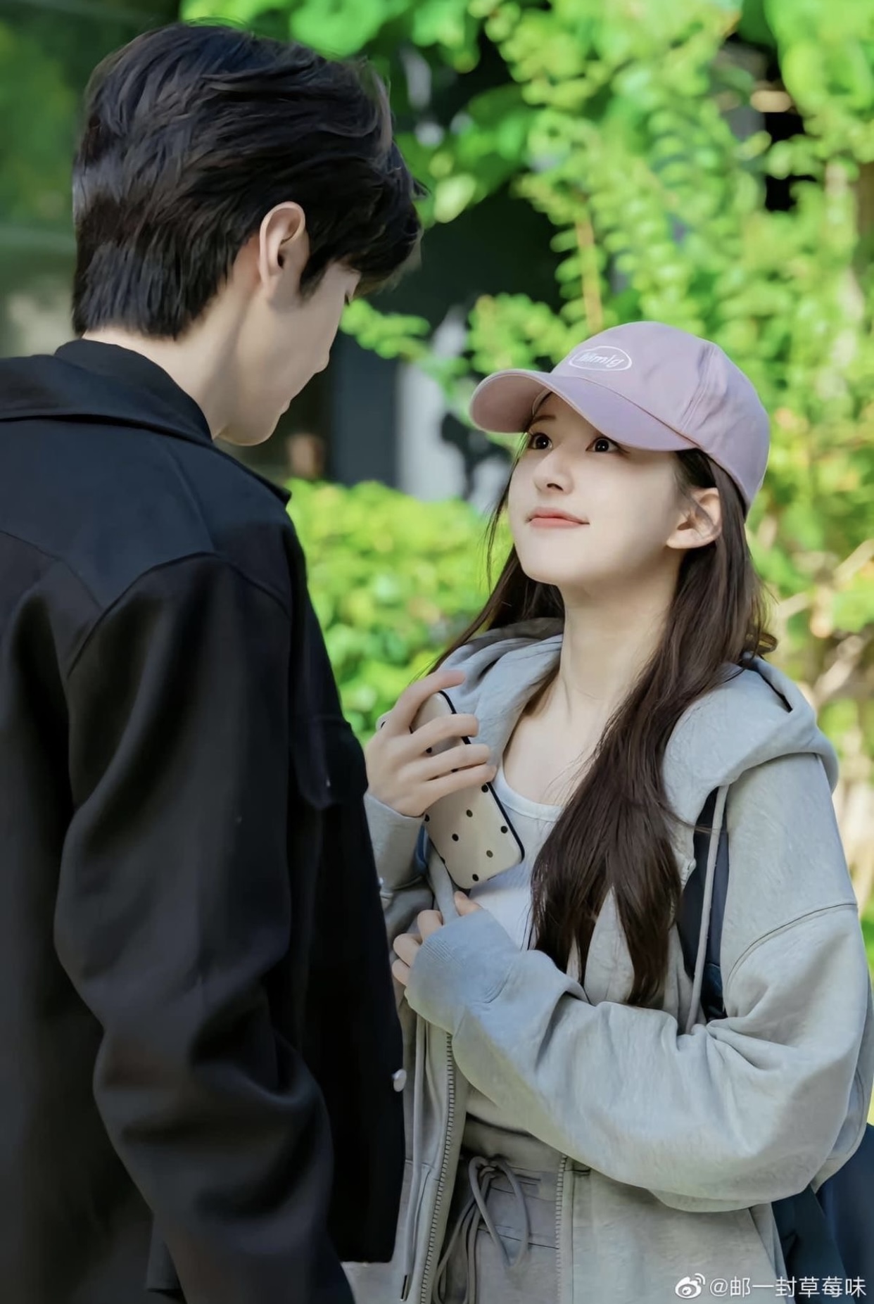 Bạn Trai Đuổi Tôi Ra Khỏi Biệt Thự